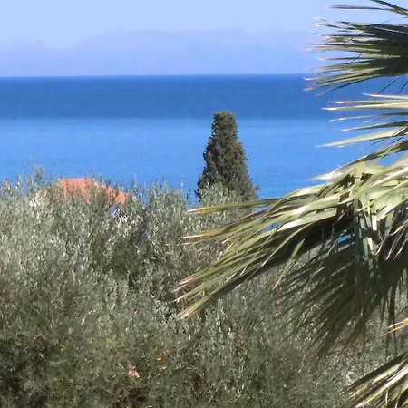 Mariana 빌라 Koróni