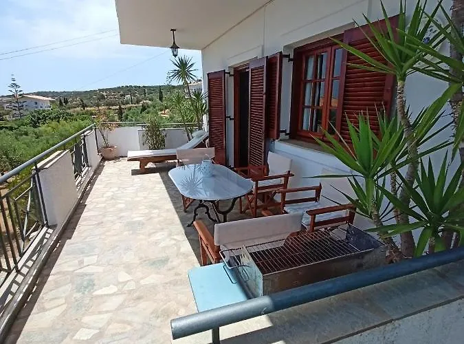 Mariana Villa