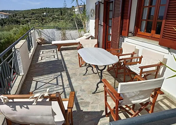 Mariana Villa