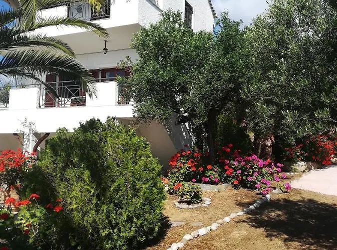 Mariana Villa