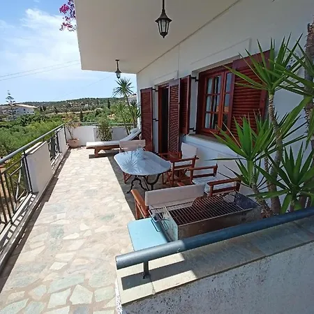 Mariana Villa