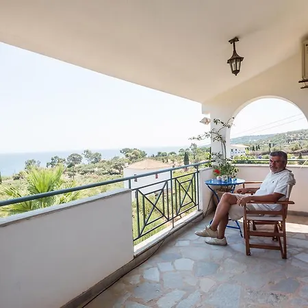 Mariana Villa